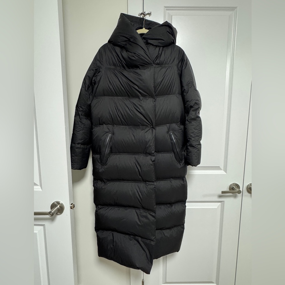 Lululemon Women's Long Cloudscape Wrap Puffer Coat